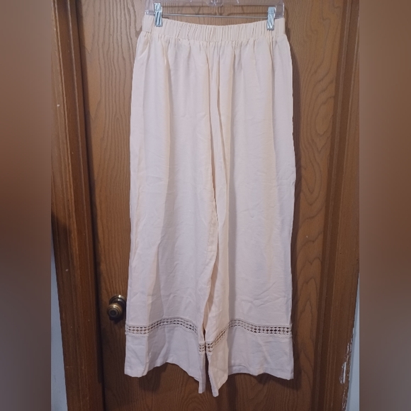 New guipure lace insert wide leg pants - Picture 4 of 8